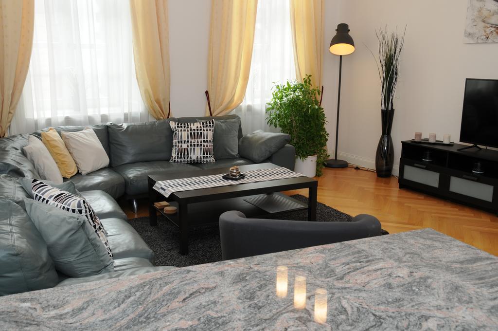 Royal Road Apartment Prague Ngoại thất bức ảnh